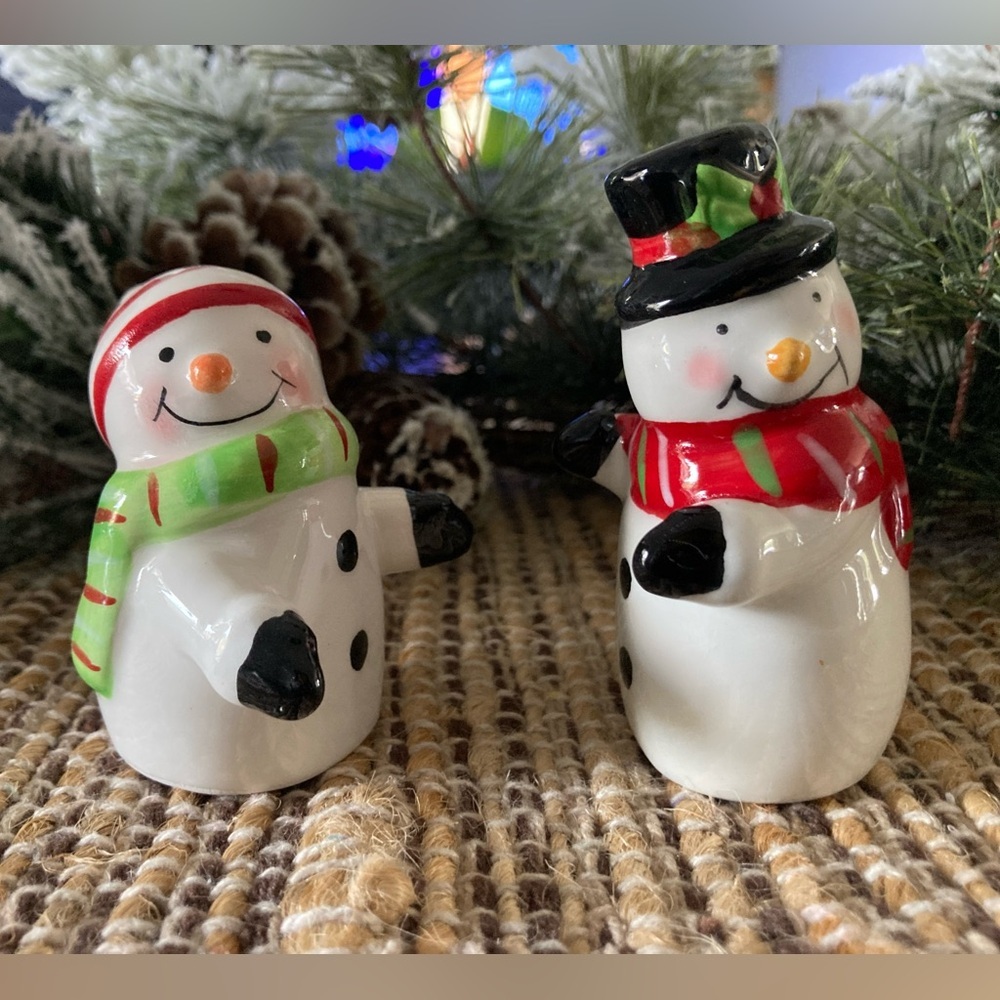 Mr and Mrs Snowman Salt & Pepper Shakers